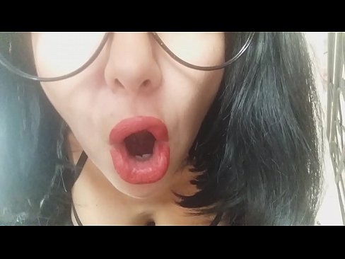 ❤️ Honey, hooyadaa anoo ah hooyadaa kuma ogolaan doonto inaad iskuul aado maanta... aad baan kuugu baahanahay... ❤❌ Galmada dabada ❌❤